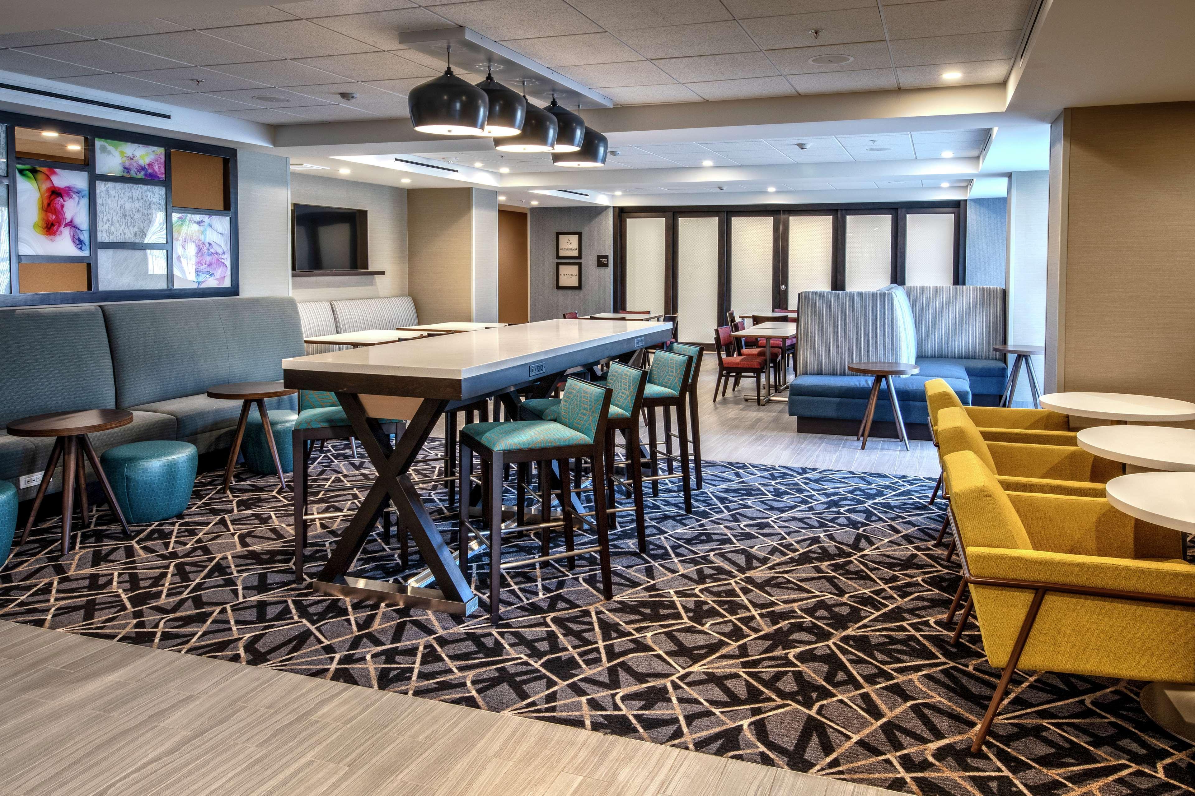 Hampton Inn Fresno Airport Buitenkant foto